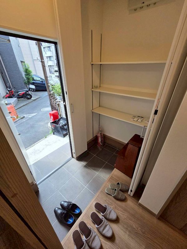 田端3丁目戸建 玄関