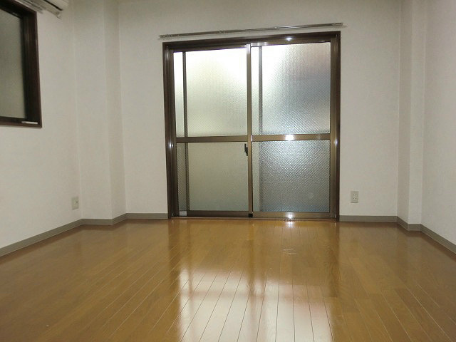 シャトレ千野 リビング