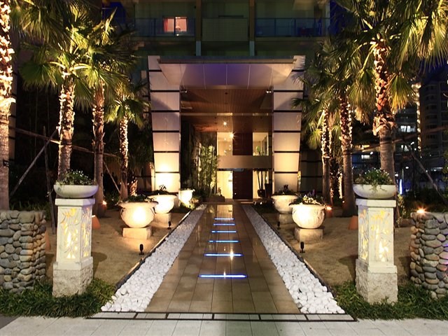 ロイヤルパークス新田 外観写真