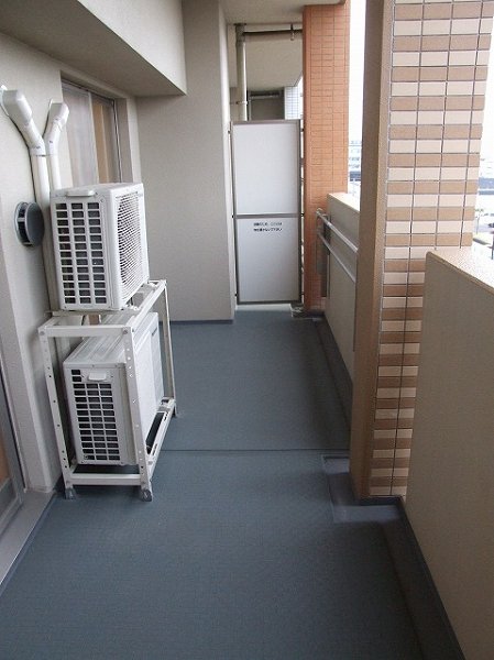 ロイヤルパークス新田 ベランダ