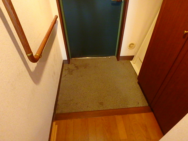 リヴィエール平井   玄関