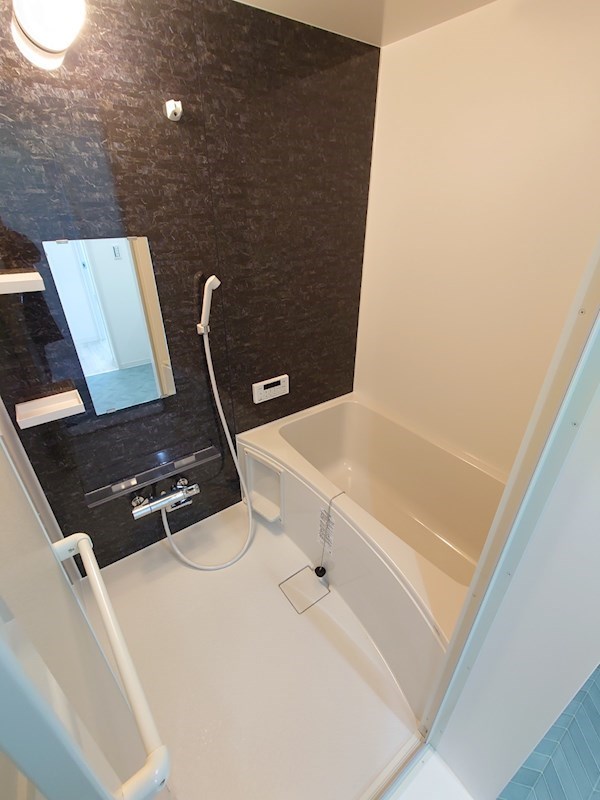 アルベール 風呂画像