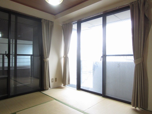 サンシャルム堀 リビング