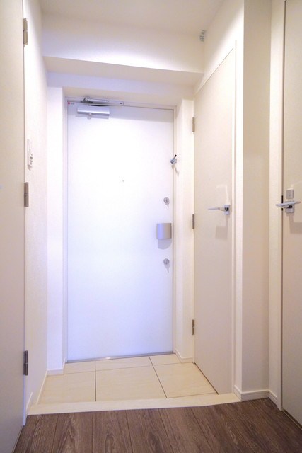 アジールコート山手動坂 玄関
