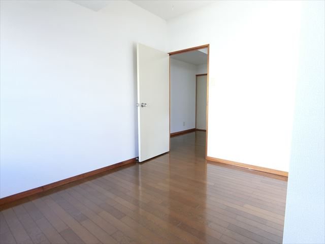 クレイドル新和 ベッドルーム