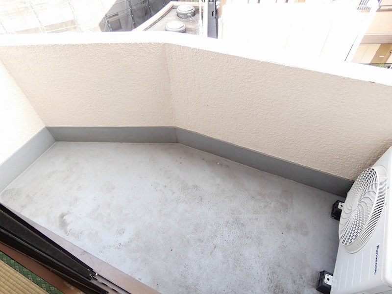 メゾンクレスト ベランダ