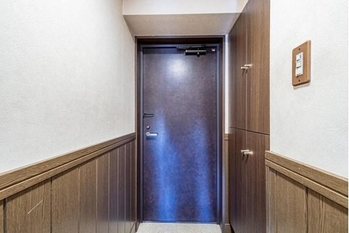 レーベンハイム西新井弐番館 玄関