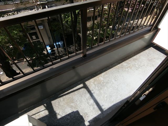 AKビル ベランダ