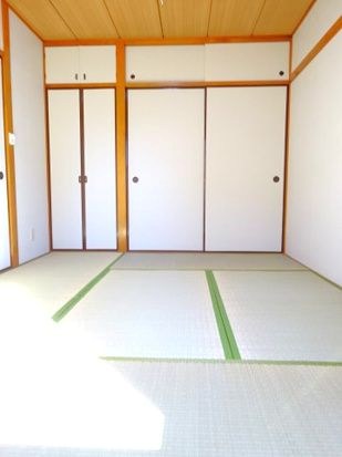 シャトーフロール ベッドルーム