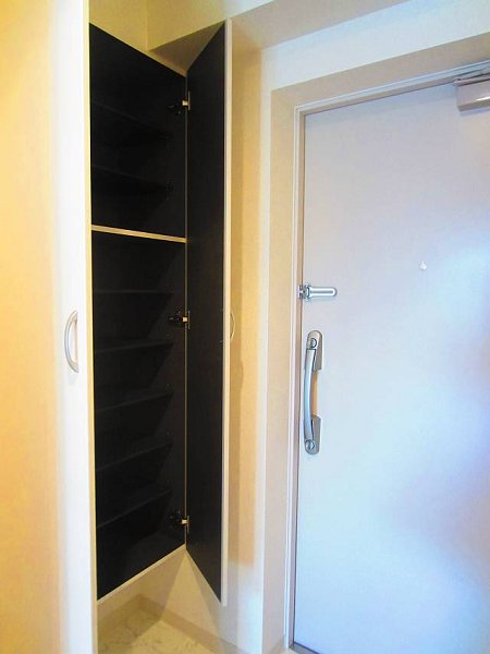 ソフィアコート扇  玄関