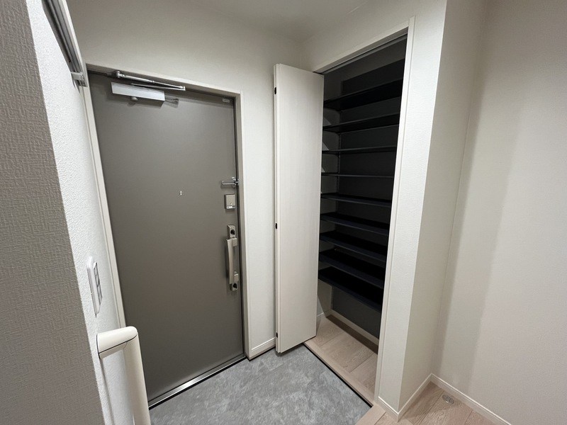 スマイルK 玄関