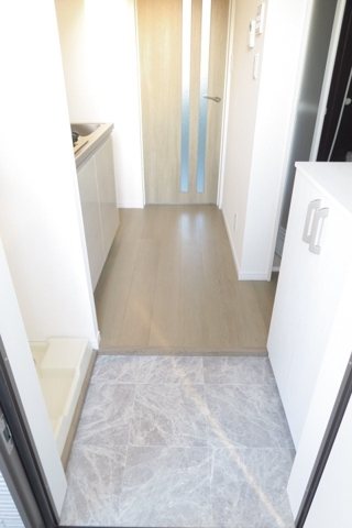 T&amp;rsquo;s Cuore六町Ⅰ 玄関