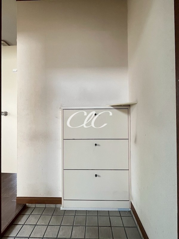 ハイムサトー 玄関