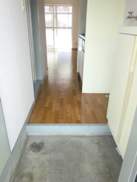 第12ヒカリハイツＢ棟 玄関