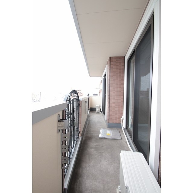 ルミナス西日暮里 ベランダ