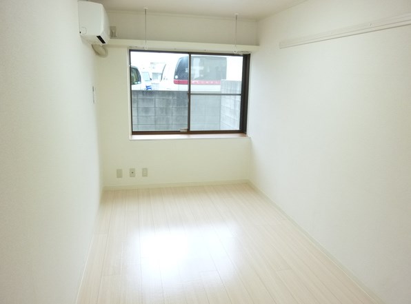 パヴィヨン平井 リビング