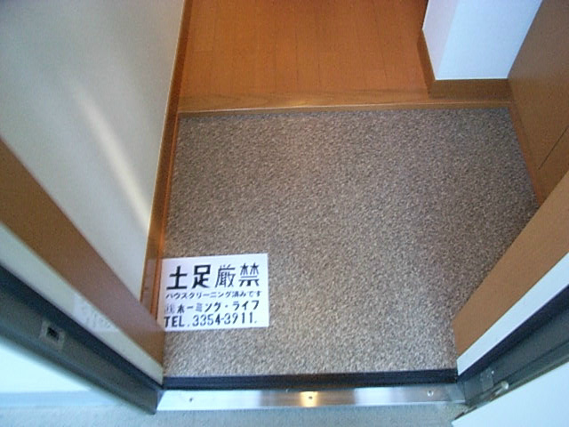 グランドセレス 玄関