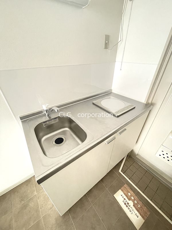 モア6 キッチン