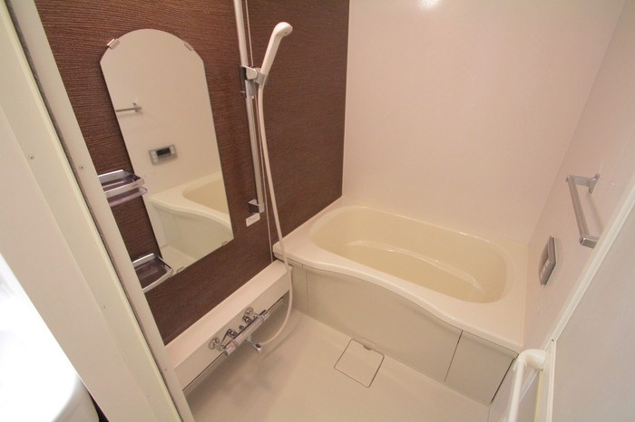 Emile　(エミール)  風呂画像