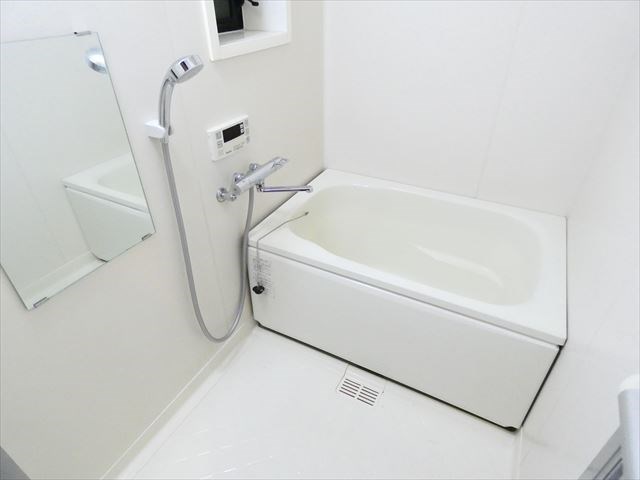 ルピナス南千住戸建て  風呂画像