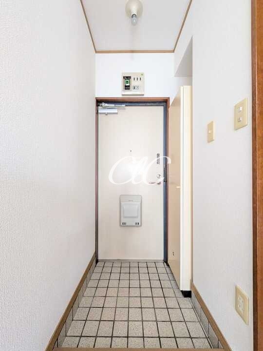 オーシャンハイツ 玄関