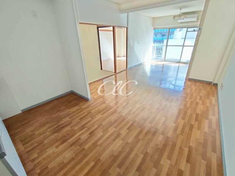 ニューハウス西葛西 リビング