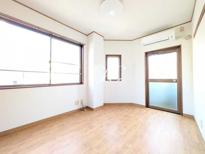 オーシャンハイツ リビング