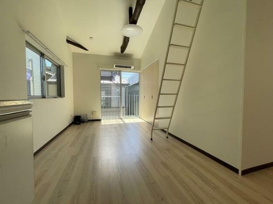 S-Front リビング