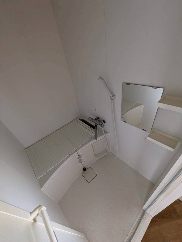 本木1丁目貸家 風呂画像