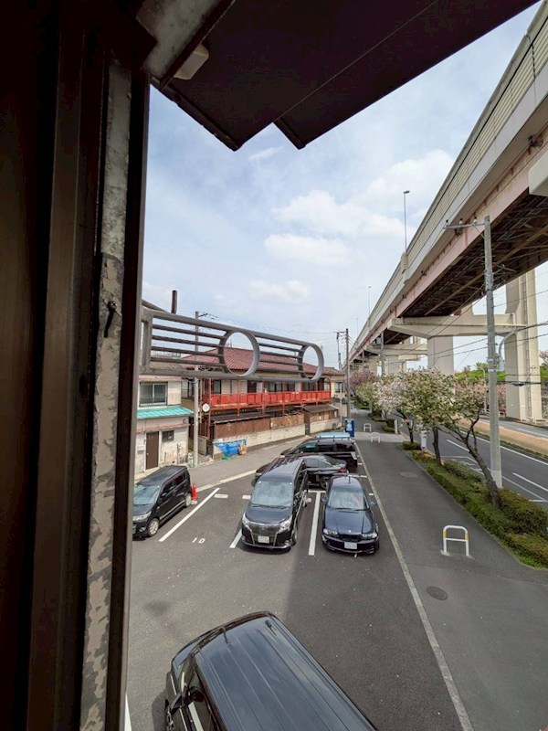 本木1丁目貸家 ベランダ