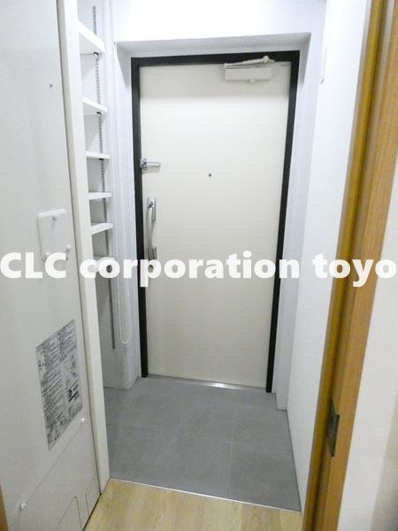 ラグーン東陽 玄関