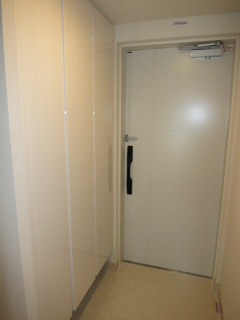 ブランシエスタ王子 玄関