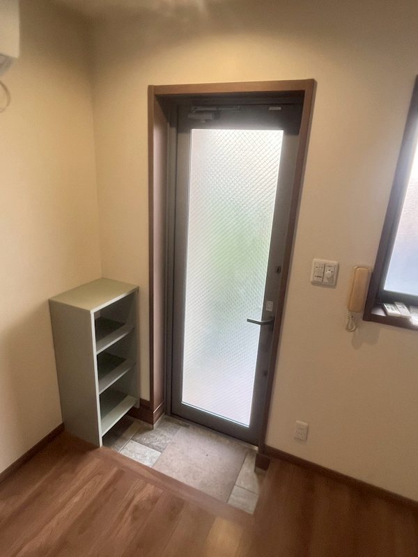 ステージ・パインヒル１ 玄関