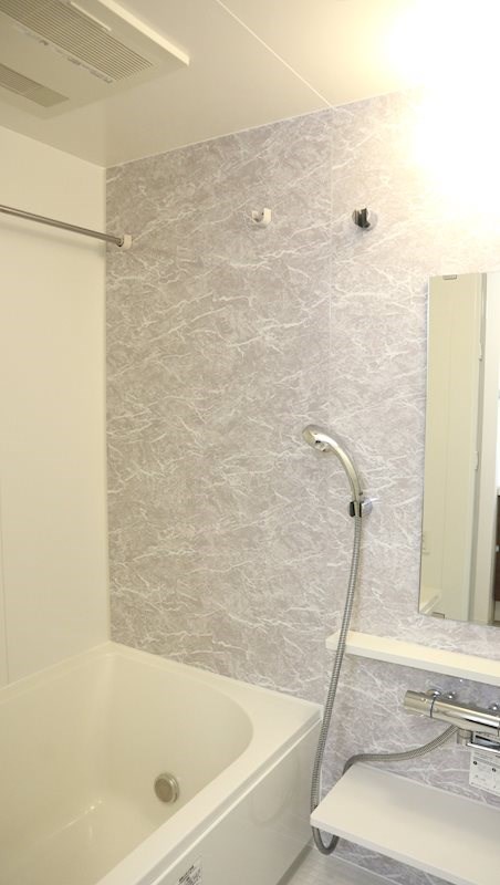 Coｍfort Residence Nippori 風呂画像