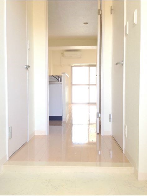 サンライズレジデンス 玄関