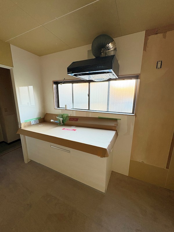 モア9 キッチン