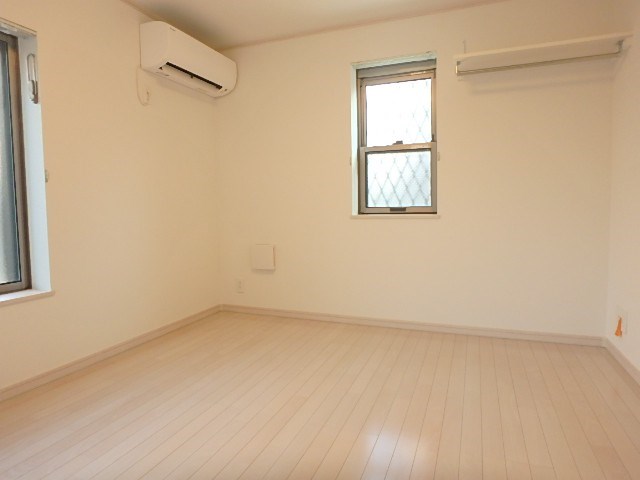 マーレ東あずま駅前    ベッドルーム