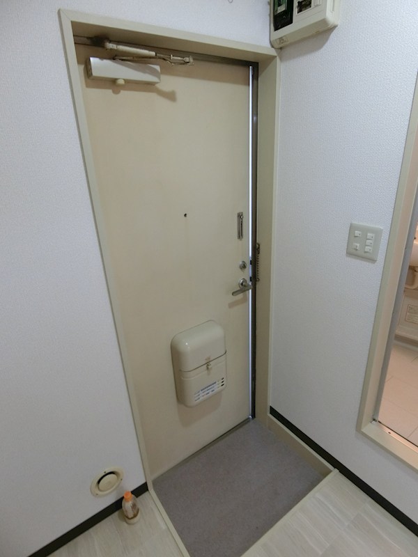 小岩モールハイツ 玄関