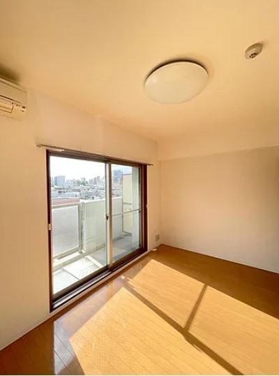 フロントシティ文京 リビング