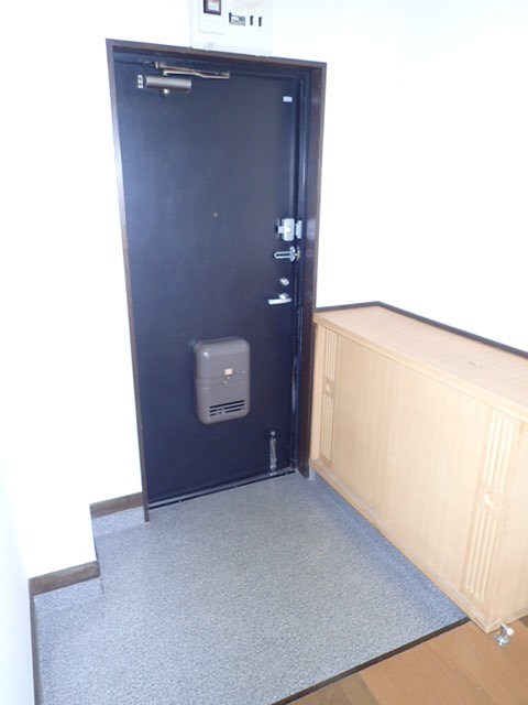 イーストワンリバーサイド 玄関