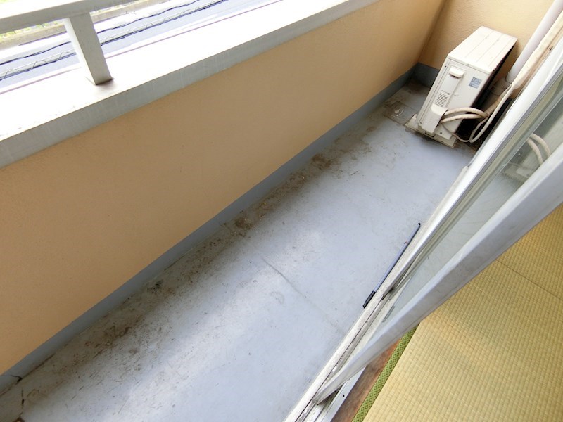 ベラルーサ１３番館 ベランダ