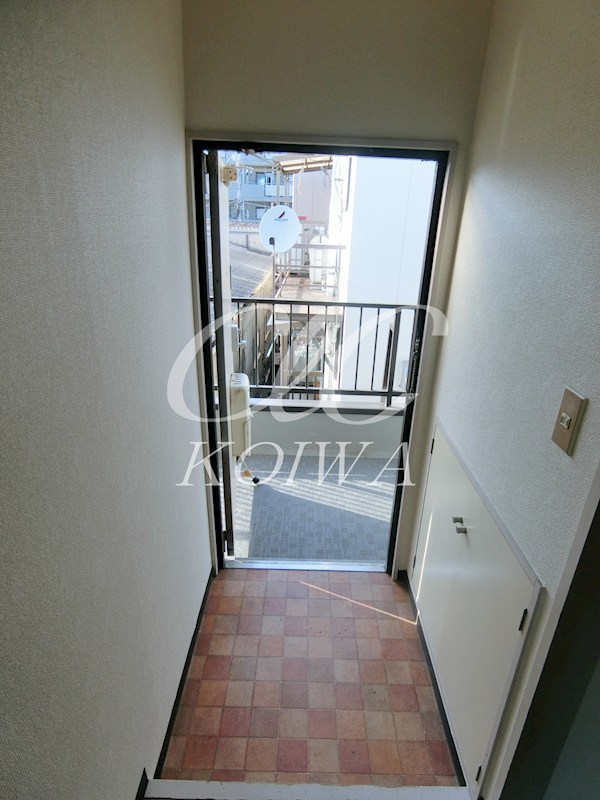 エルジーナ柴又 玄関