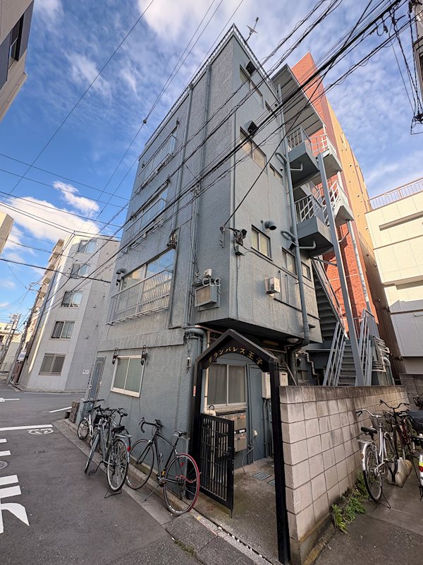グランパレス王子  外観