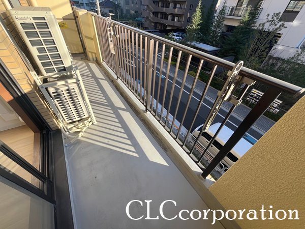 ジュネス   ベランダ