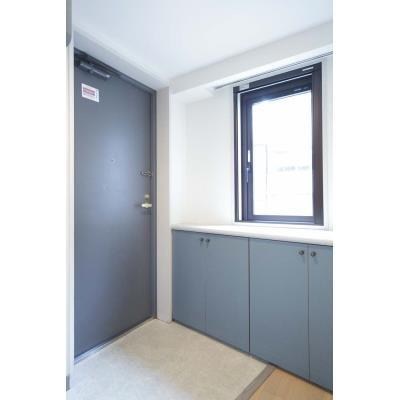 Ｌａｐｙｕｔａ   玄関