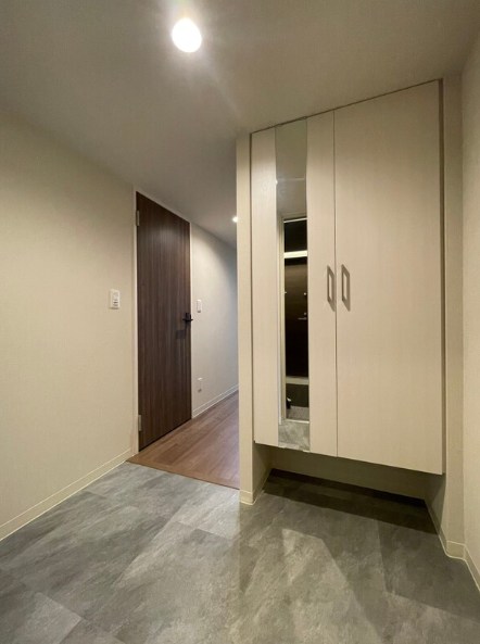 LUMIEC　un　TOYOCHO（ルミークアン東陽町） 玄関