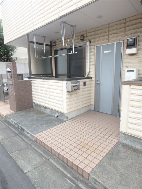 ルチア 玄関