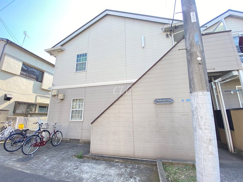 シャトーメープル 外観