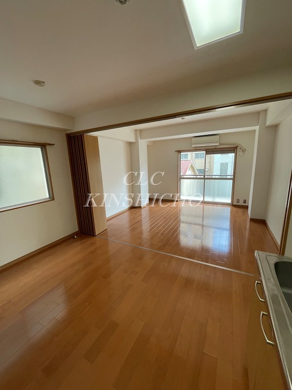 渡邊ビル リビング