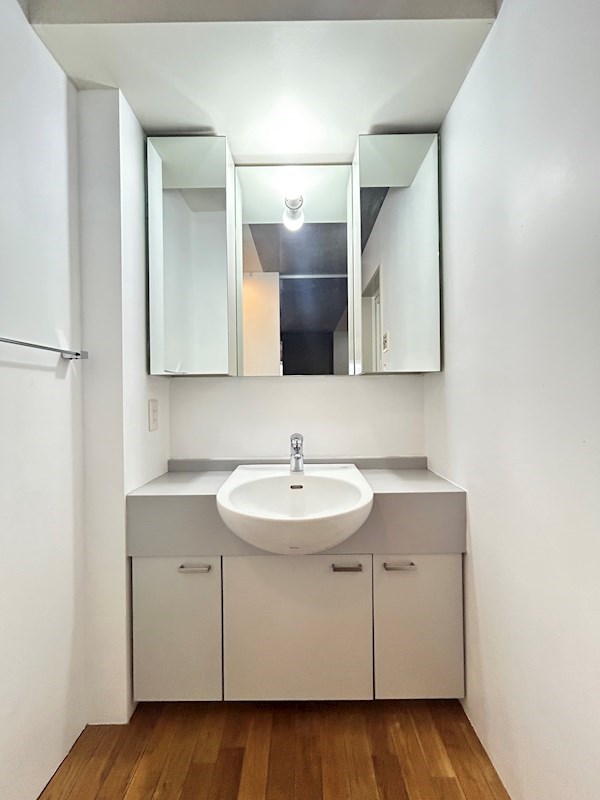 ＳＵＮＮＹ　ＣＯＵＲＴ その他1